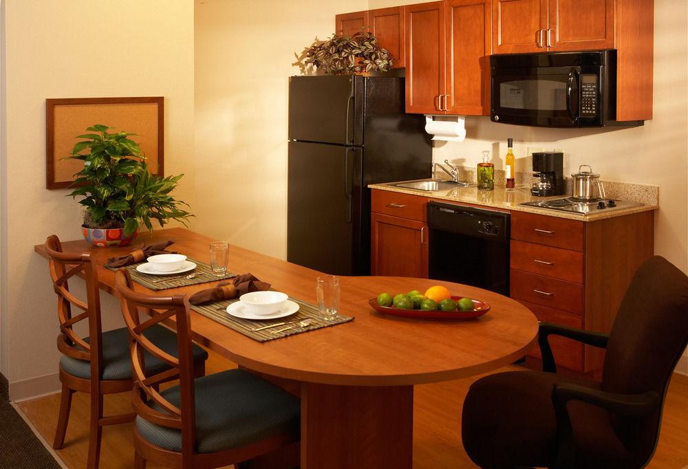Candlewood Suites Santa Maria By Ihg Bagian luar foto